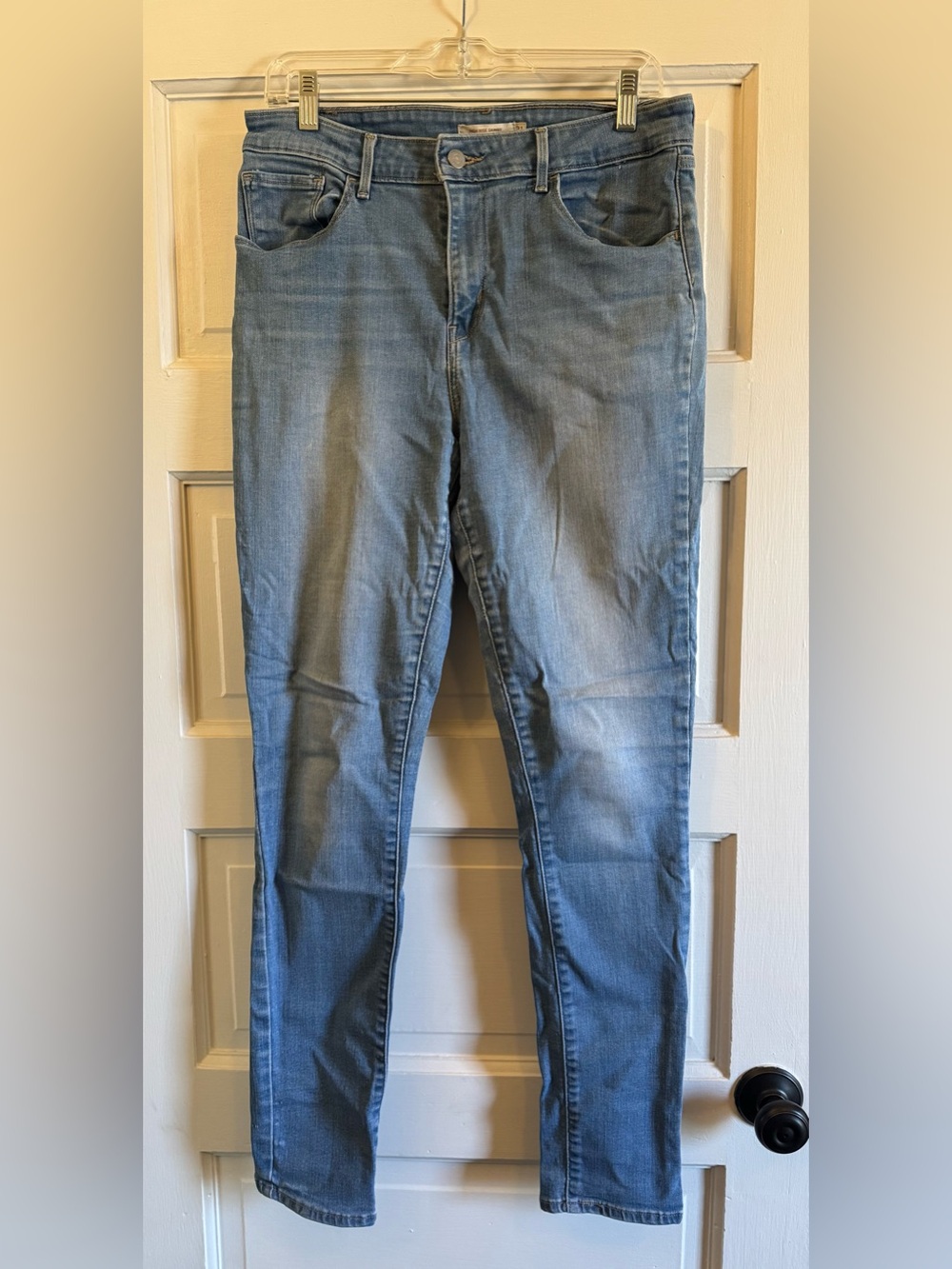 Levi's Light Wash High Rise Skinny Jeans